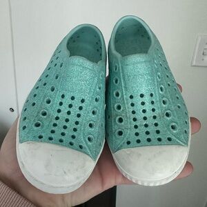 Native Kids Teal and White Slip-On Sneakers